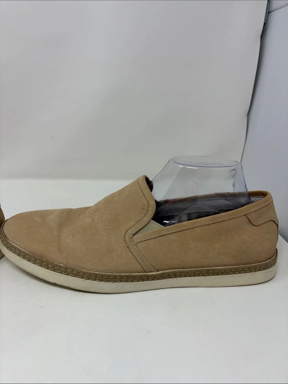 Donald J. Pliner Tan Suede Slip-On Casual Sneakers Men’s Size 9.5